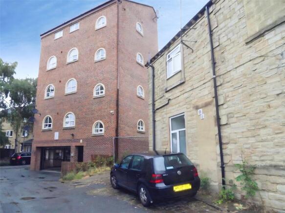 2 bed Apartment for sale Image 12