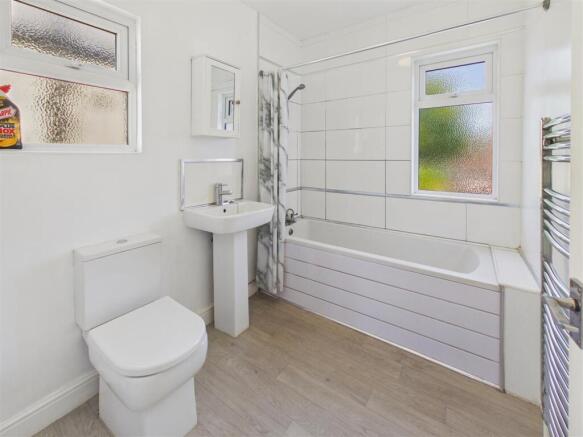 2 bed Semi-Detached for sale Image 10
