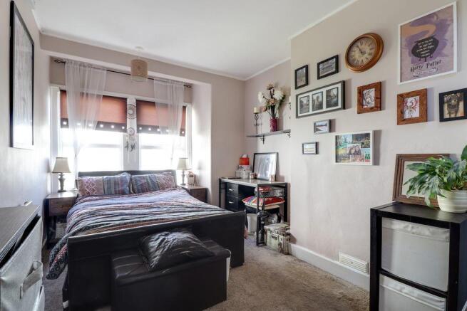 Bedroom 1 (Double)