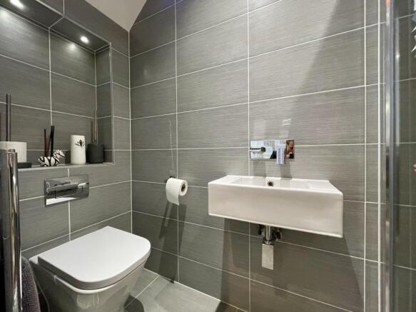 Grnd Flr Shower Room