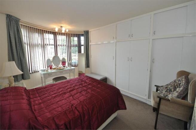 Bedroom 1 (Front)