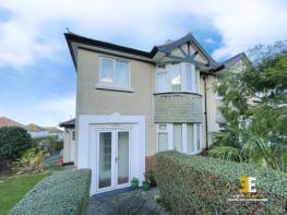 Fairway, Treforris Road, Dwygyfylchi, Penmaenmawr LL34 6RG