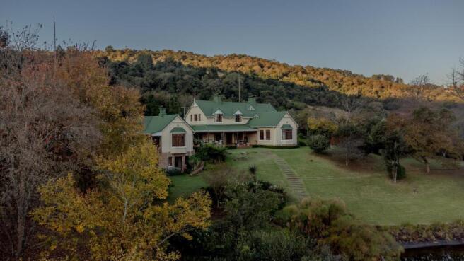 Private + amazing views !