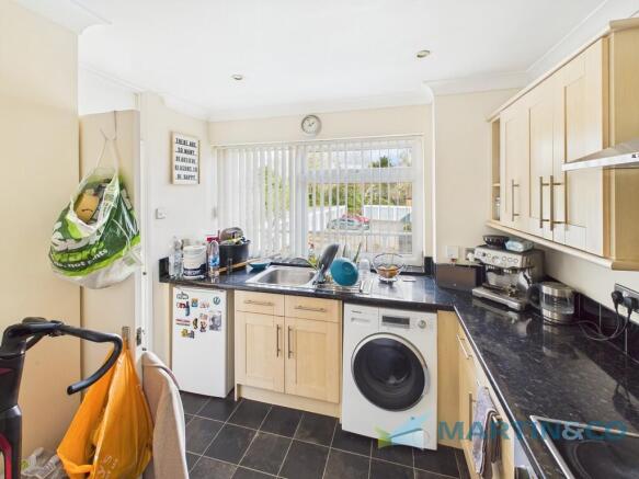 CAM02145G0-PR0047...