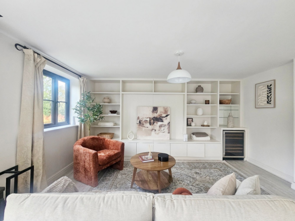 Living Area Media Wall & Storage