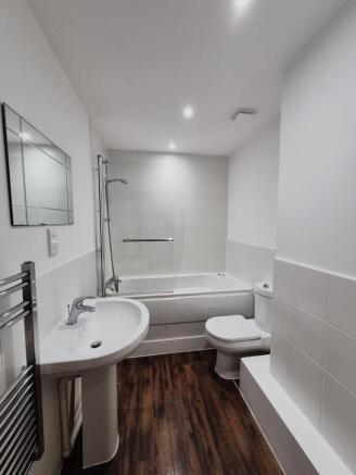 FLAT 15