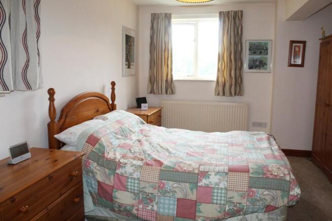 bed 1