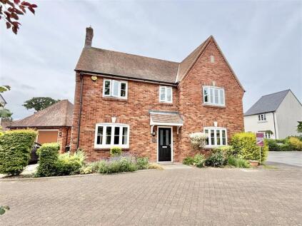 Kingfisher Drive, Upton, Poole