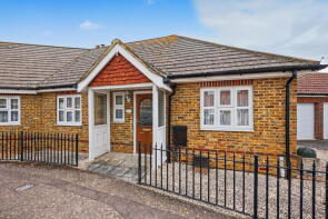8, Sharfleet Crescent, Sittingbourne ME9 8UQ
