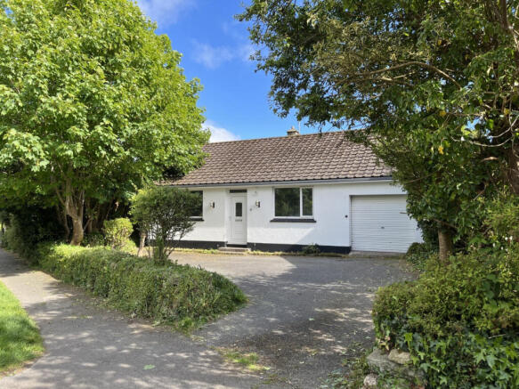 2 Bedroom Bungalow for Sale