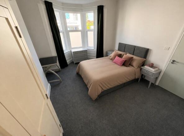 Room 2 at £700pcm