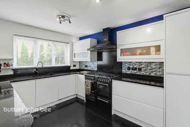 Radcliffe Road, Winsford photo 4