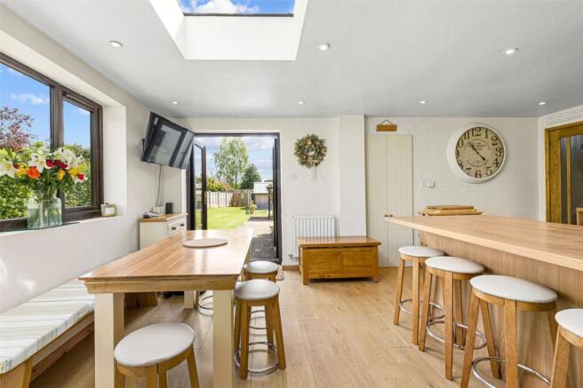 Kitchen/Breakfast