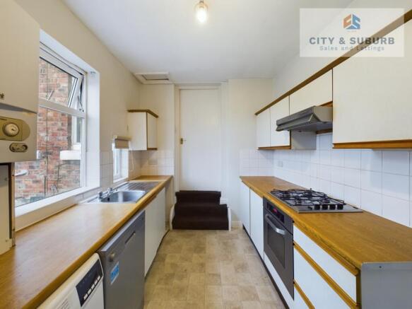 CAM01351G0-PR0112-STILL010