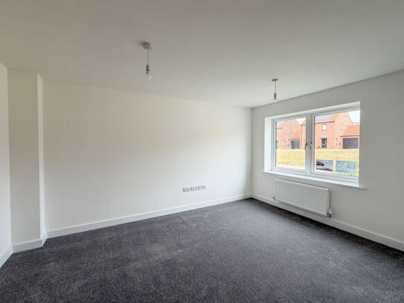 4 bed Detached for sale Image 8