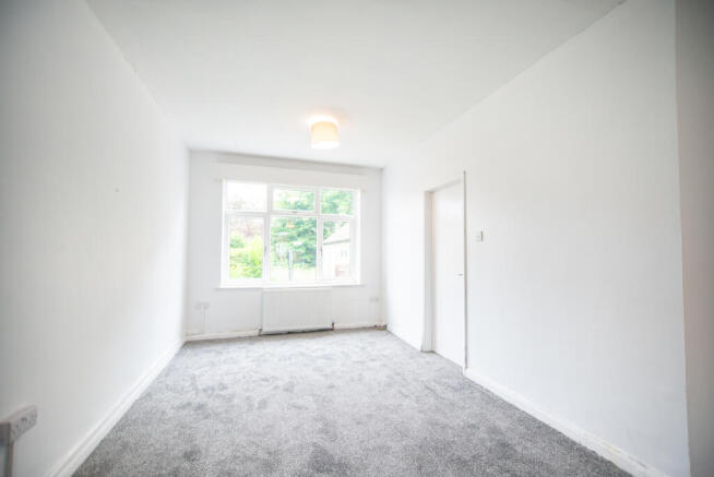 3 bed Semi-Detached to rent Image 4