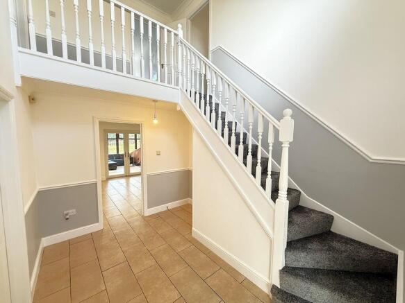 ENTRANCE HALL 1