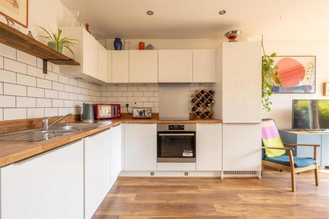 Collendale Road, E17