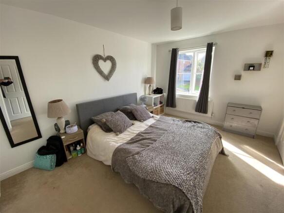 Bedroom 1.jpeg