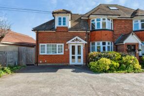 202, Lodge Lane, Grays RM16 2TP