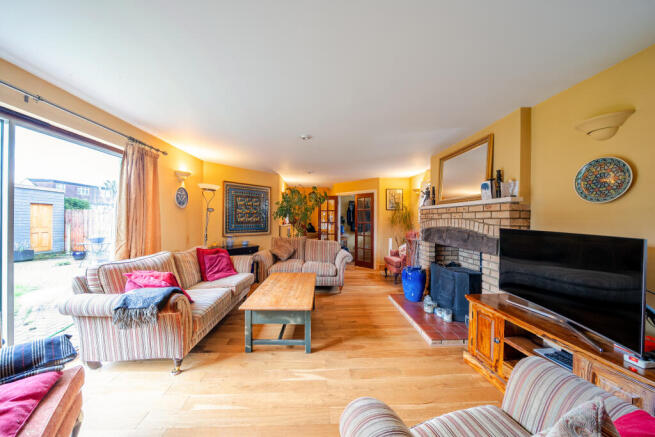 1416027-19-699745467b7c3