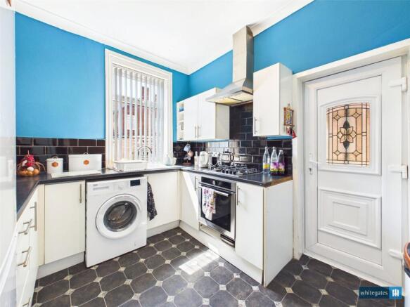 2 bed Terraced for sale Image 9