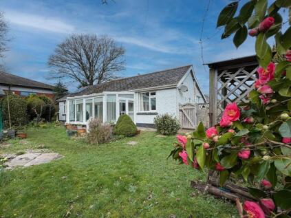 Leaze Road, Kingsteignton, TQ12