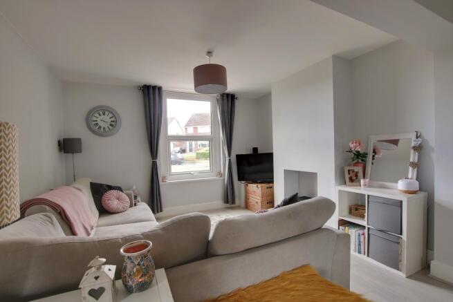 LOUNGE AREA