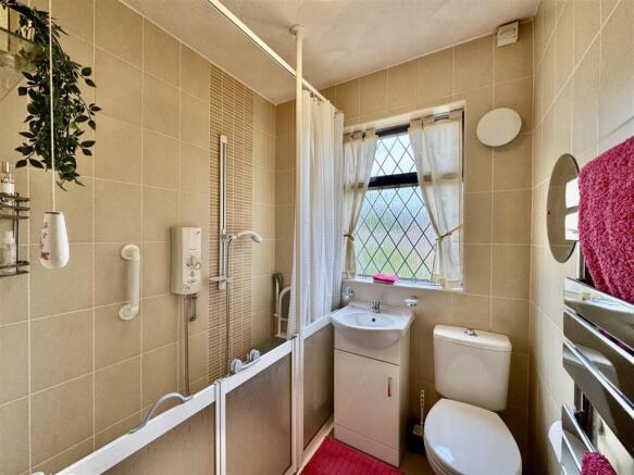 2 bed Terraced for sale Image 4