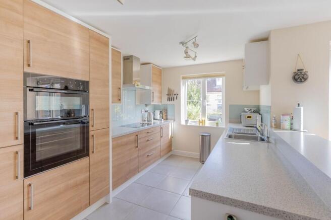 Sir Bernard Lovell Road, Malmesbury, SN16 photo 4