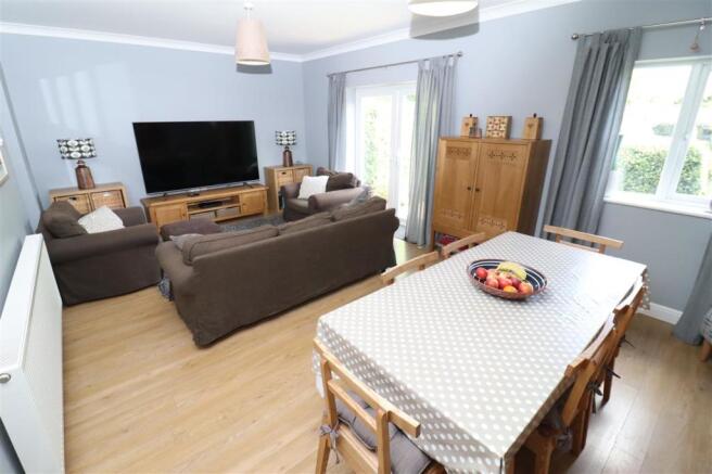 Living/dining Room