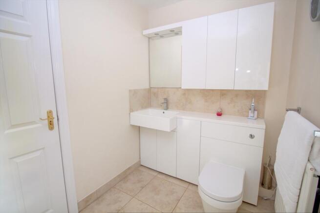 ENSUITE