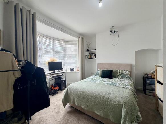 2 bed Detached Bungalow for sale Image 9