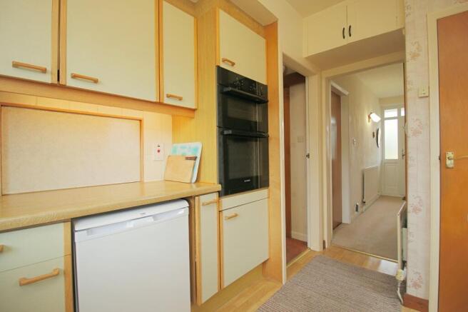 3 bed Semi-Detached for sale Image 4