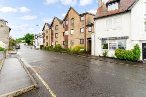 Flat Ground, Glencairn Place, High Street, Kilmacolm PA13 4BT