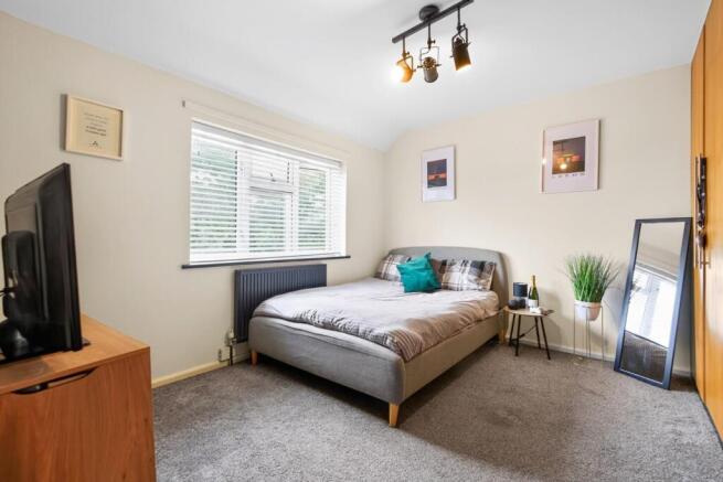 3 bed Terraced for sale Image 12