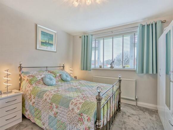 bed 1  -front