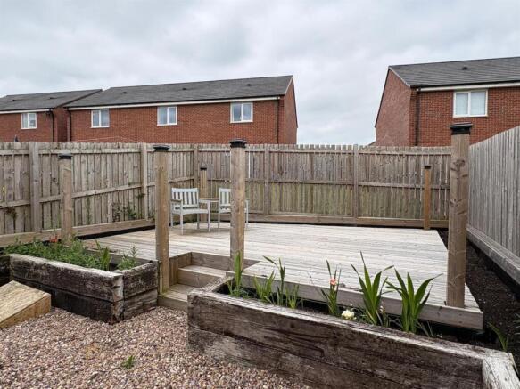 2 bed Semi-Detached for sale Image 11