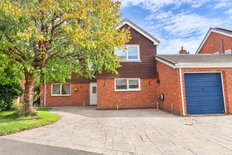 St. Peters Way, Mickle Trafford