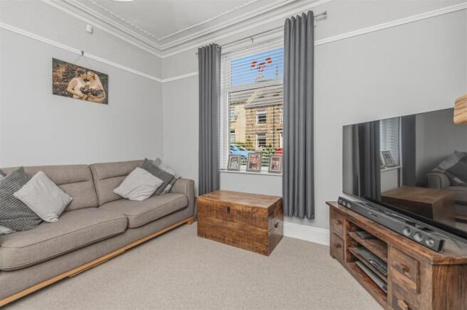 4 bed Terraced for sale Image 4