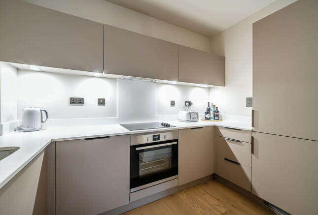 1415739-2-6995a88...