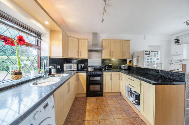 1404861-18-697b6e...