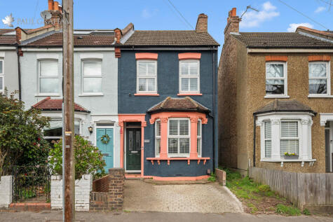 Beddington Grove, Wallington