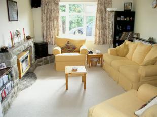 Lounge Photo 2