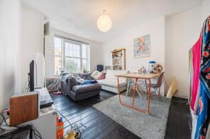 57, Deloraine House, Tanners Hill, London SE8 4PZ