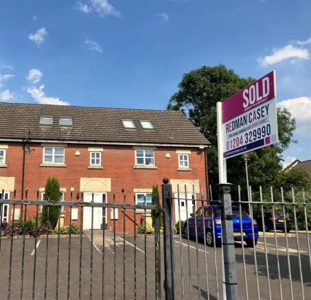 12 st Catherines court - sold.jpg