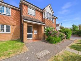 26, Pinewood Mews, Staines-upon-thames TW19 7NJ
