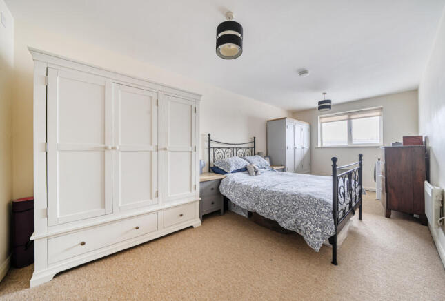 1435049-1-69c684f...