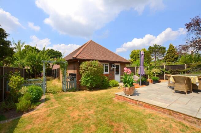 Garden/Garage