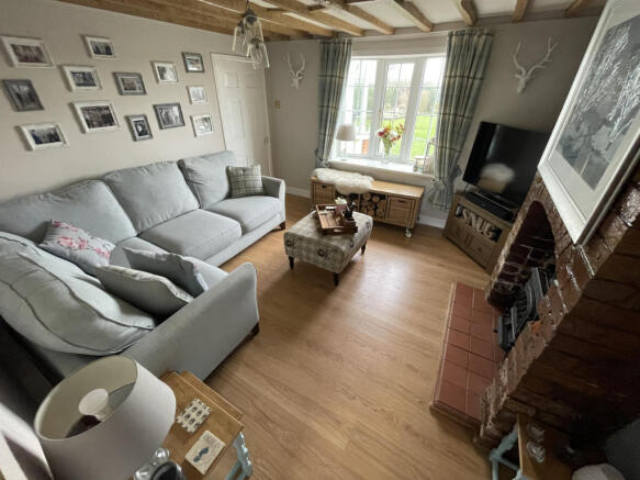 Sitting Room / Snug (1)
